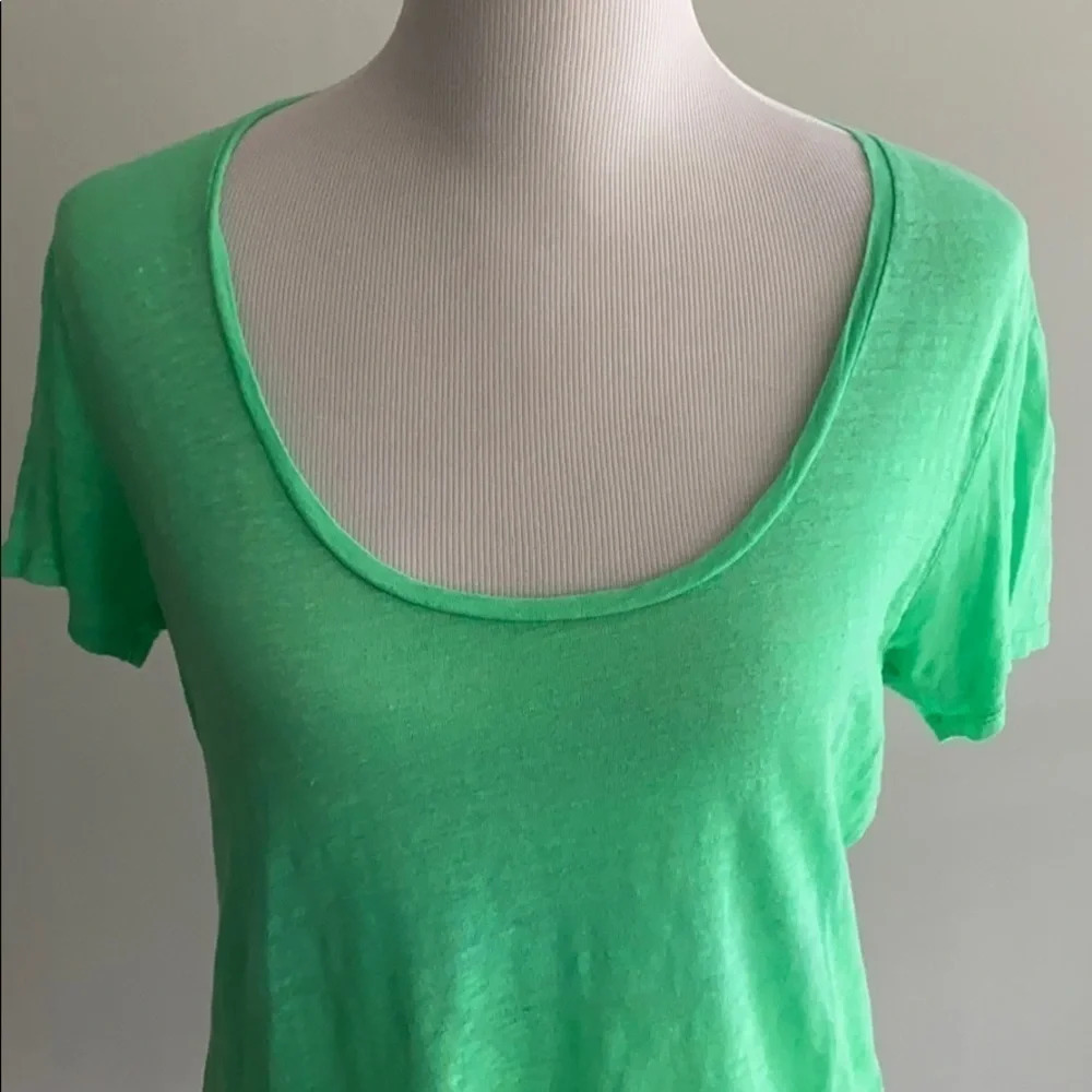 •J Crew• 100% Linen Scoop neck Tee, Like New☘️ - Picture 3 of 6